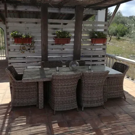 Casa Olivo * El Perello (Catalonia)